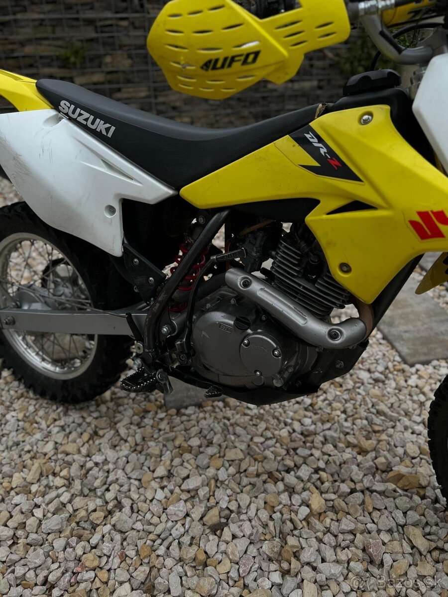 Suzuki DR-Z 125L - 3