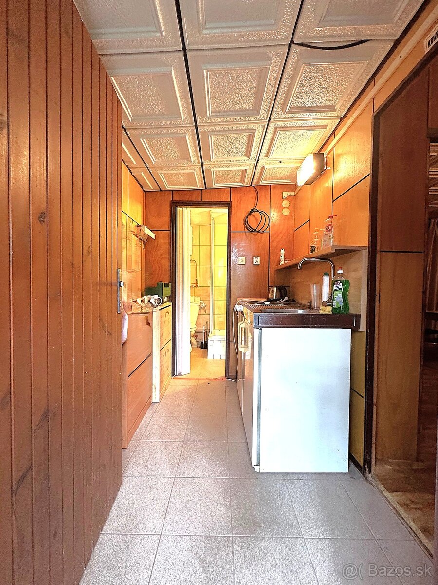 Chatka v Zlatníckej doline na predaj - 3