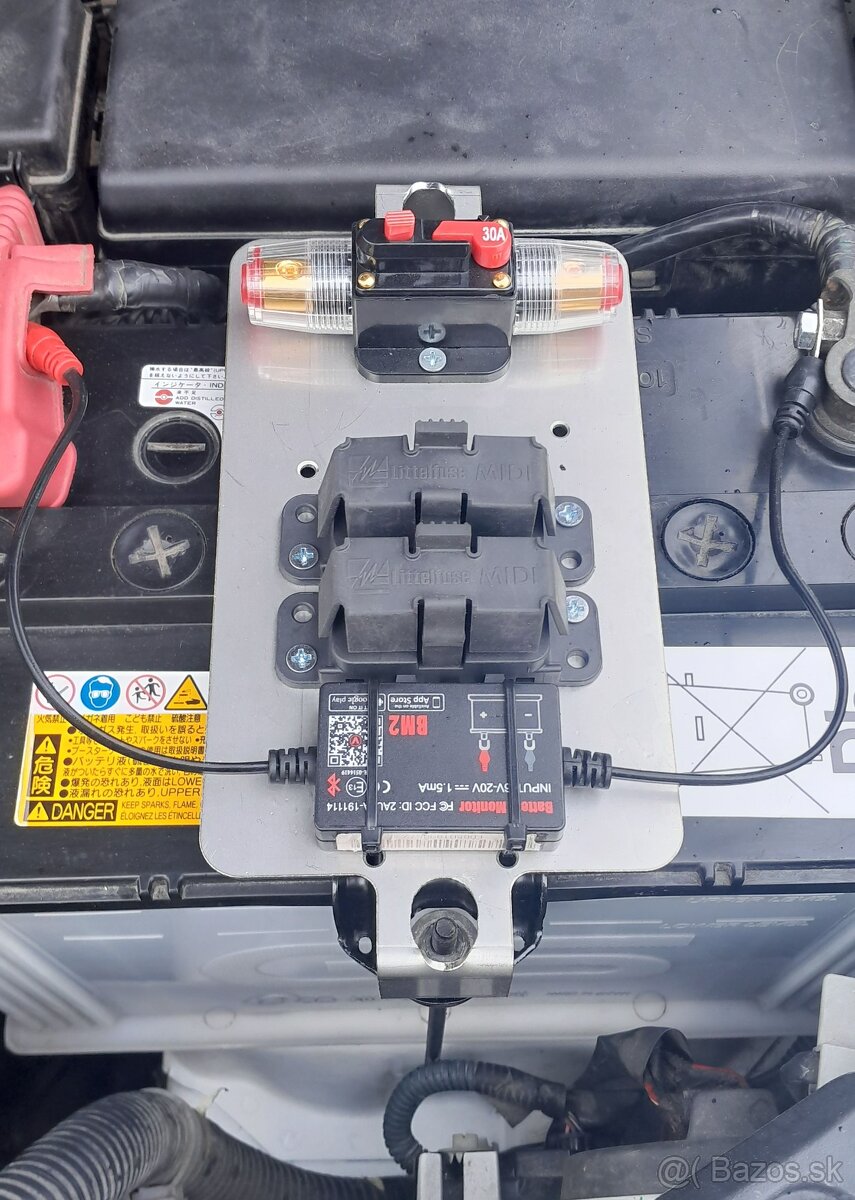 Držiak poistiek pre Land Cruiser / FJ Cruiser - 3