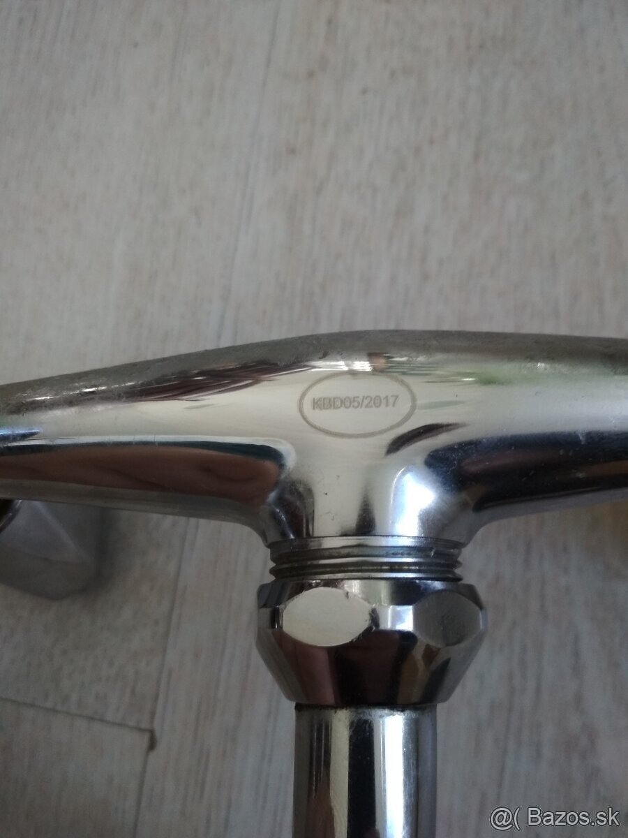 Kuchynska bateria na stenu - 3