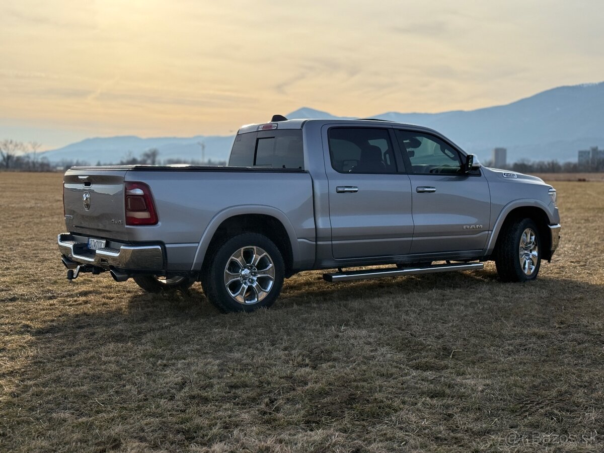 Dodge RAM 1500 V8 Laramie
