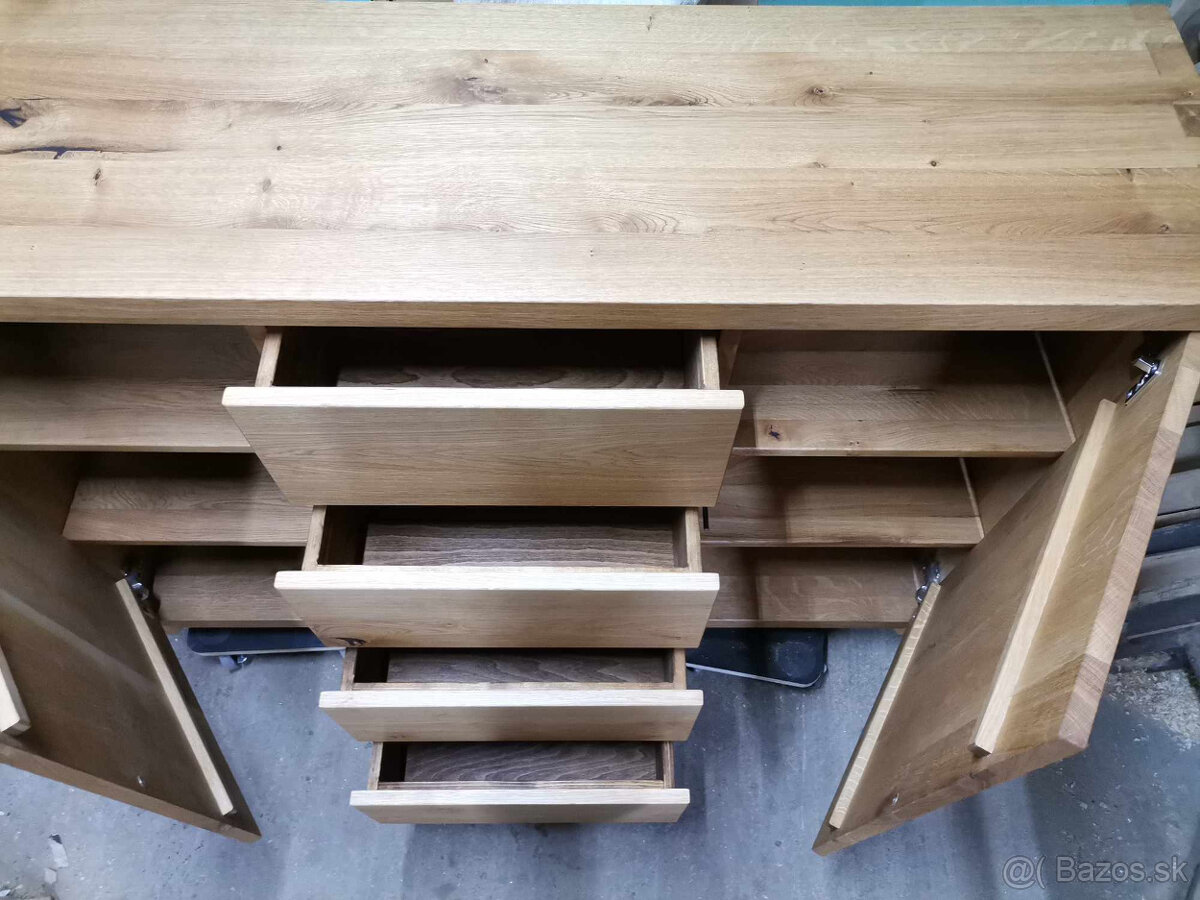 Dubová komoda z masívu - 3