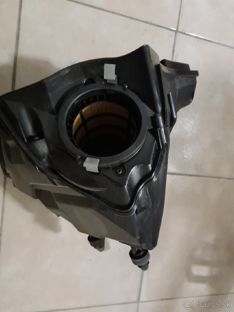 Audi a4 b8 air filter box 8K0 133 837 AT - 3
