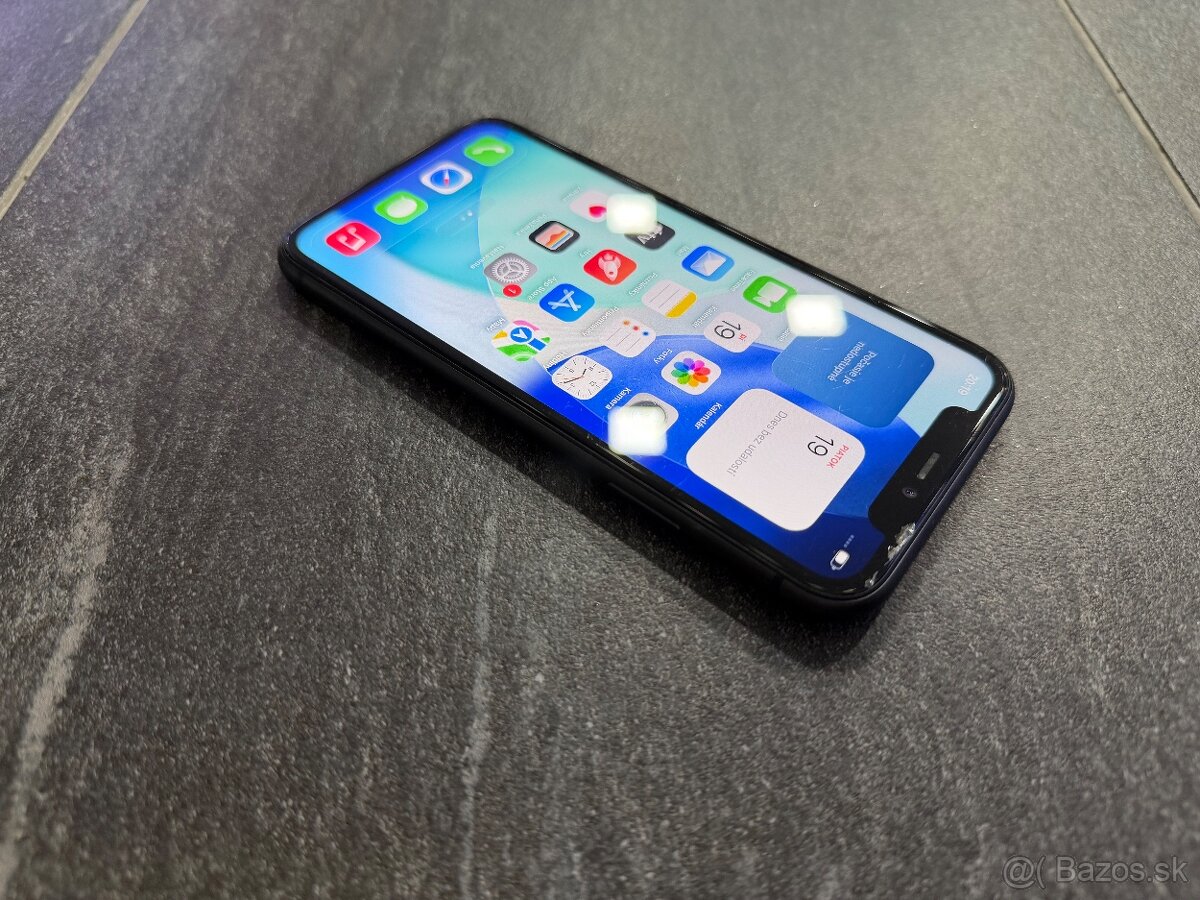 Apple iPhone 11 64 GB Black - 3