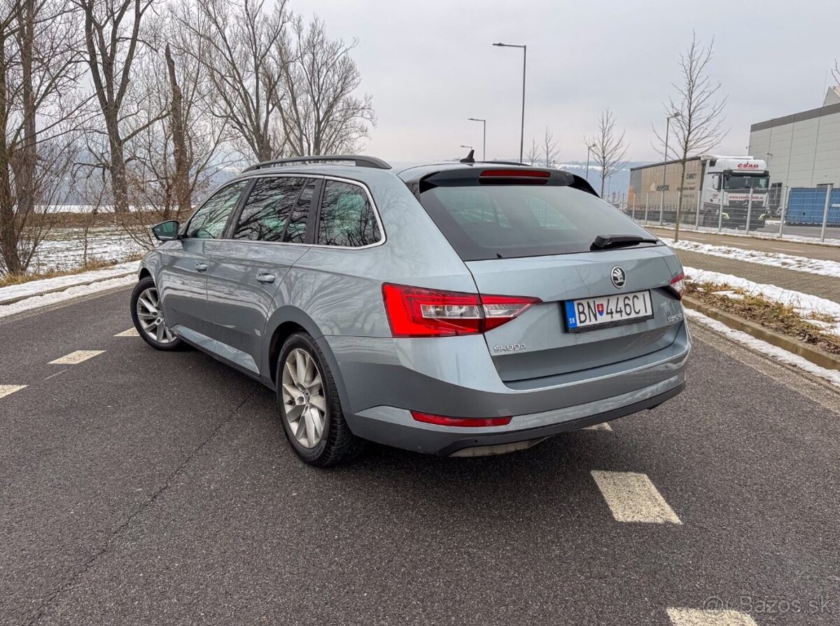 Škoda Superb Combi 1.6 TDI Ambition DSG - 3