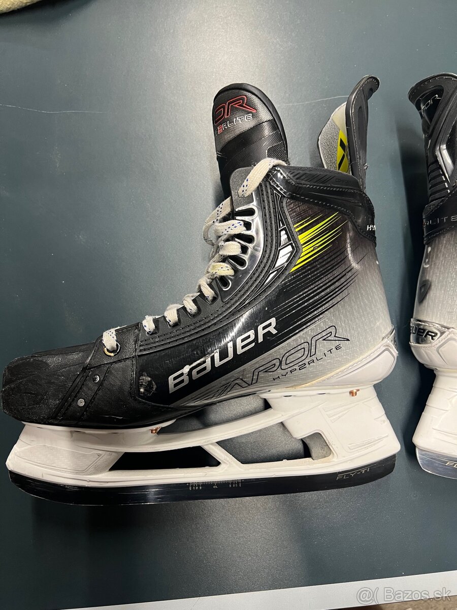 Korčule Bauer Hyperlite 2 - 3