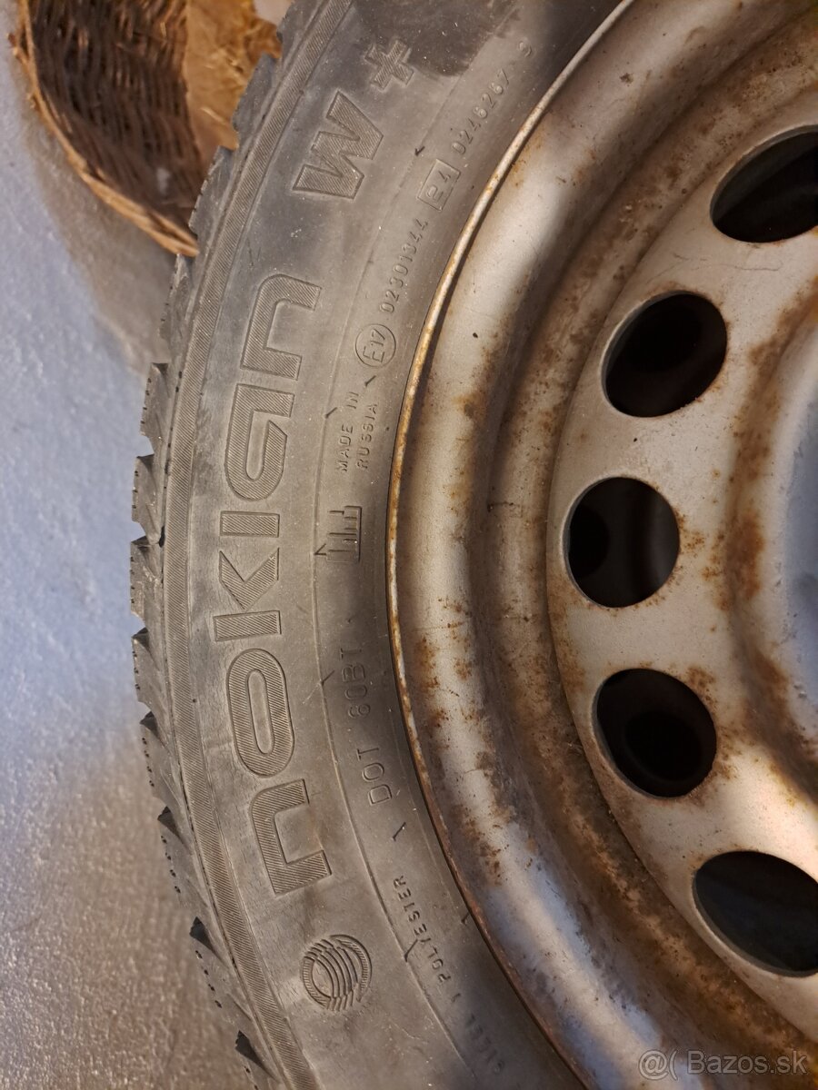 Pneumatiky Nokian s plech. diskami 165/70 R14 - 3