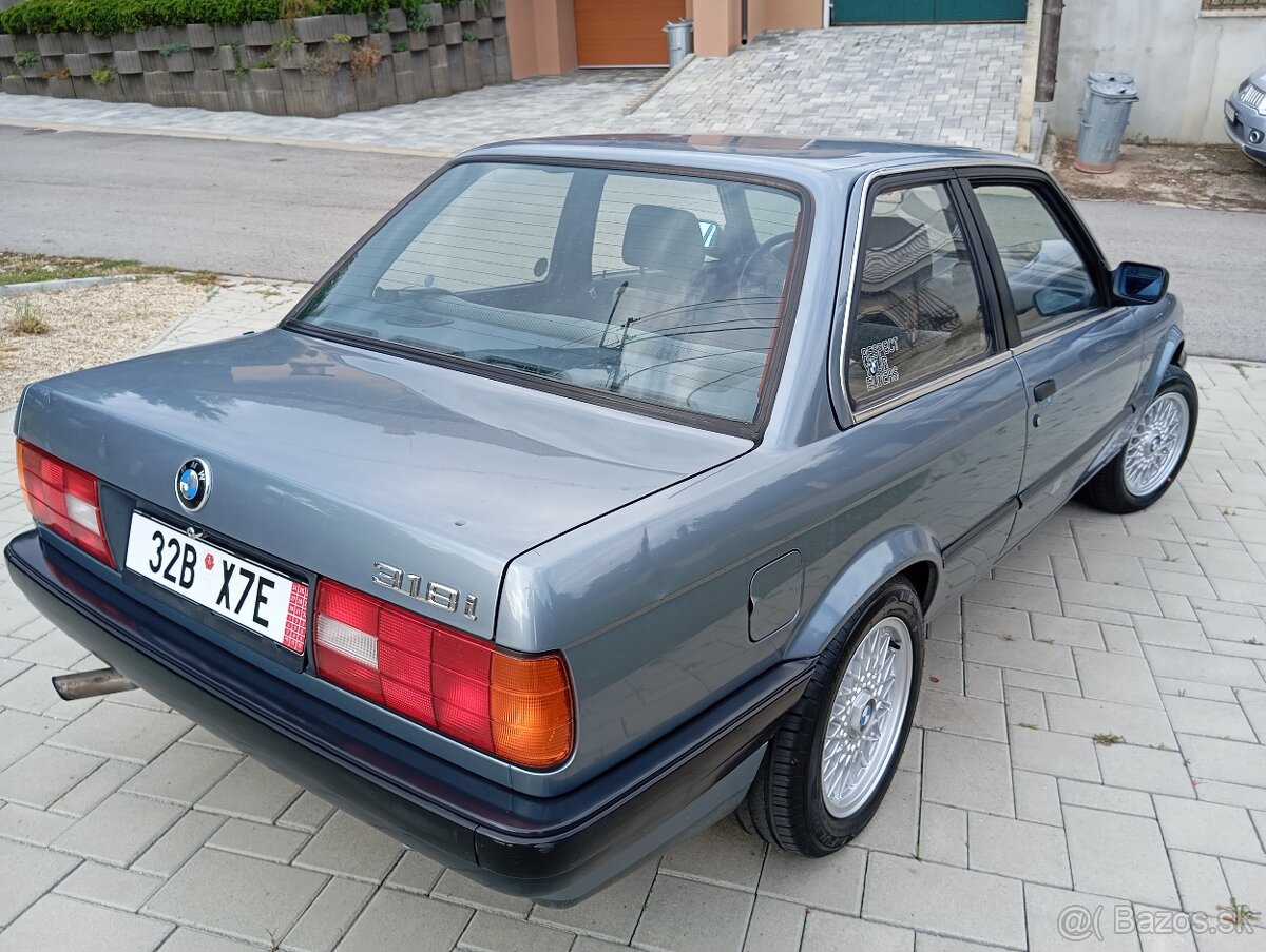 BMW E30 Coupé - 3