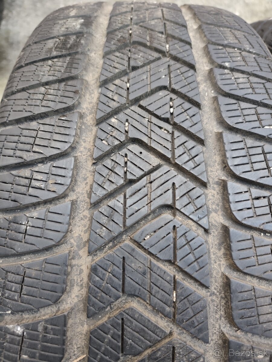 235/50R19 103H Pirelli zimná - 3