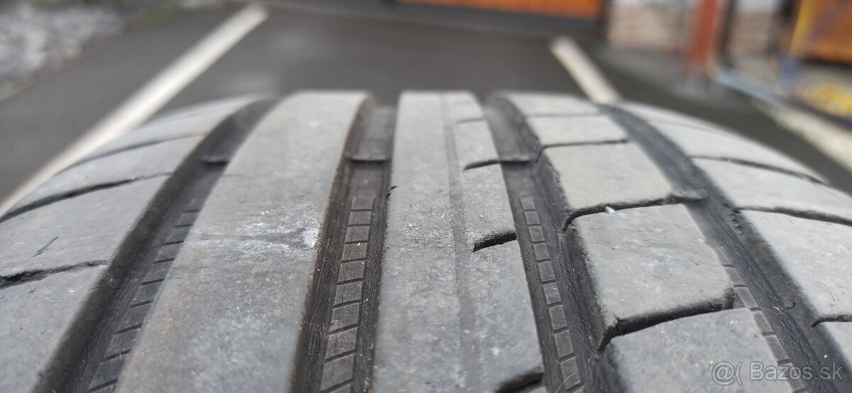 Letne GoodYear Eagle 215/45R18 89V - 3