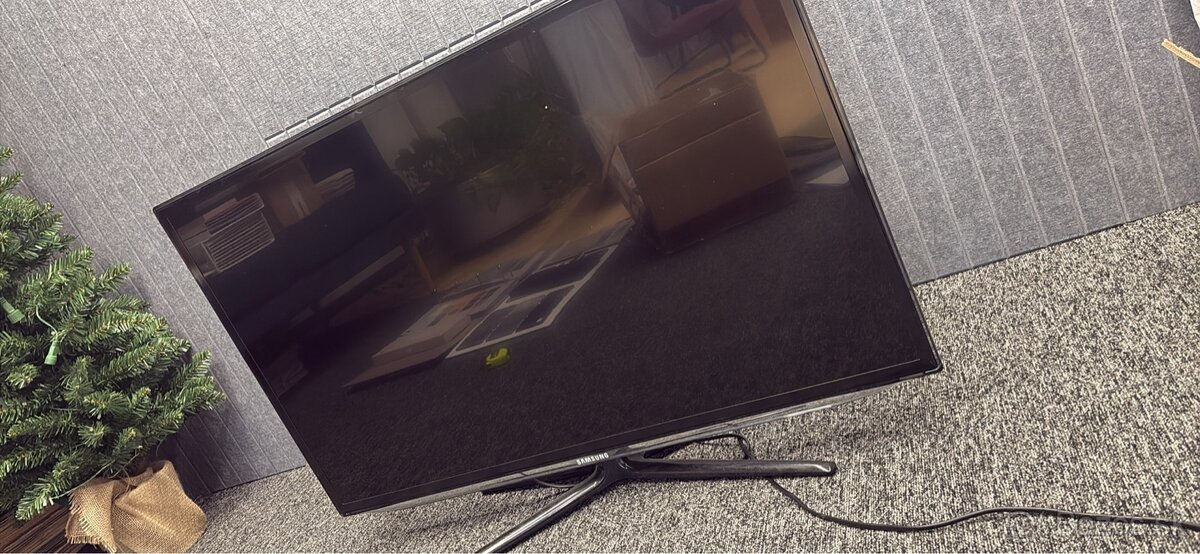 Smart TV Samsung (37”) - 3