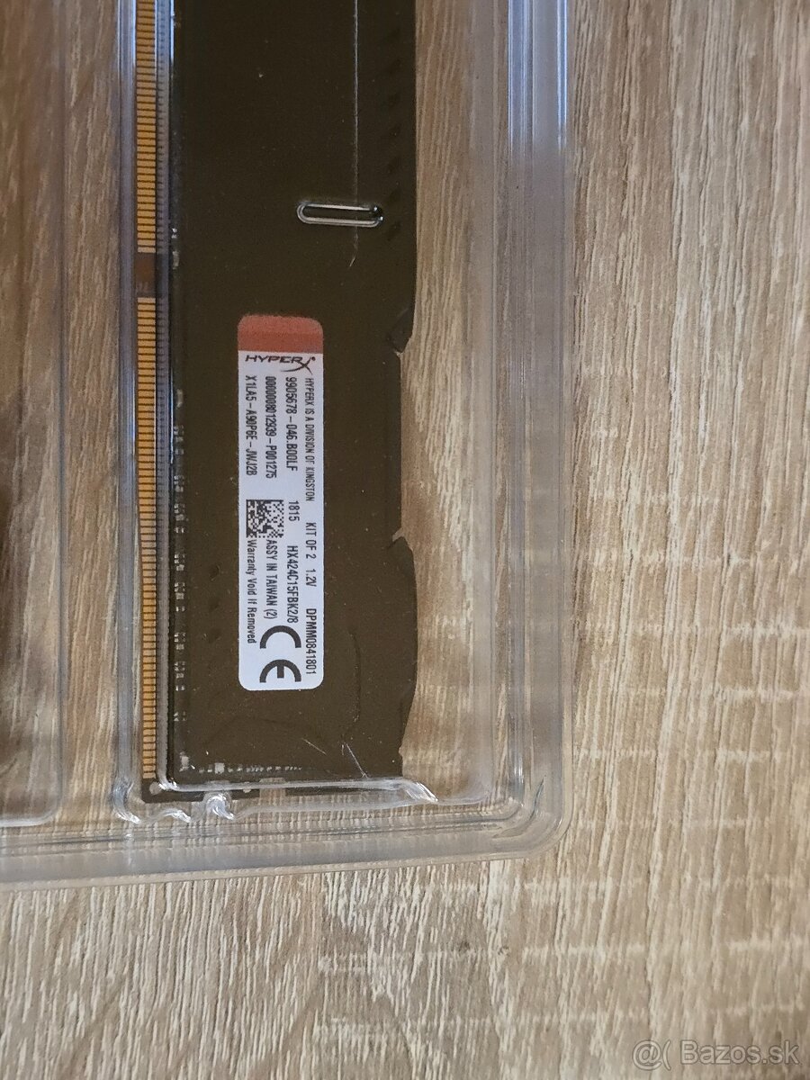 Predám RAM 8GB DDR4 2400 MHz CL15 - 3