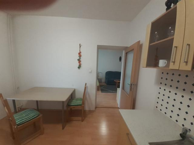 Prenájom 1 - izbový byt blízke centrum - 3