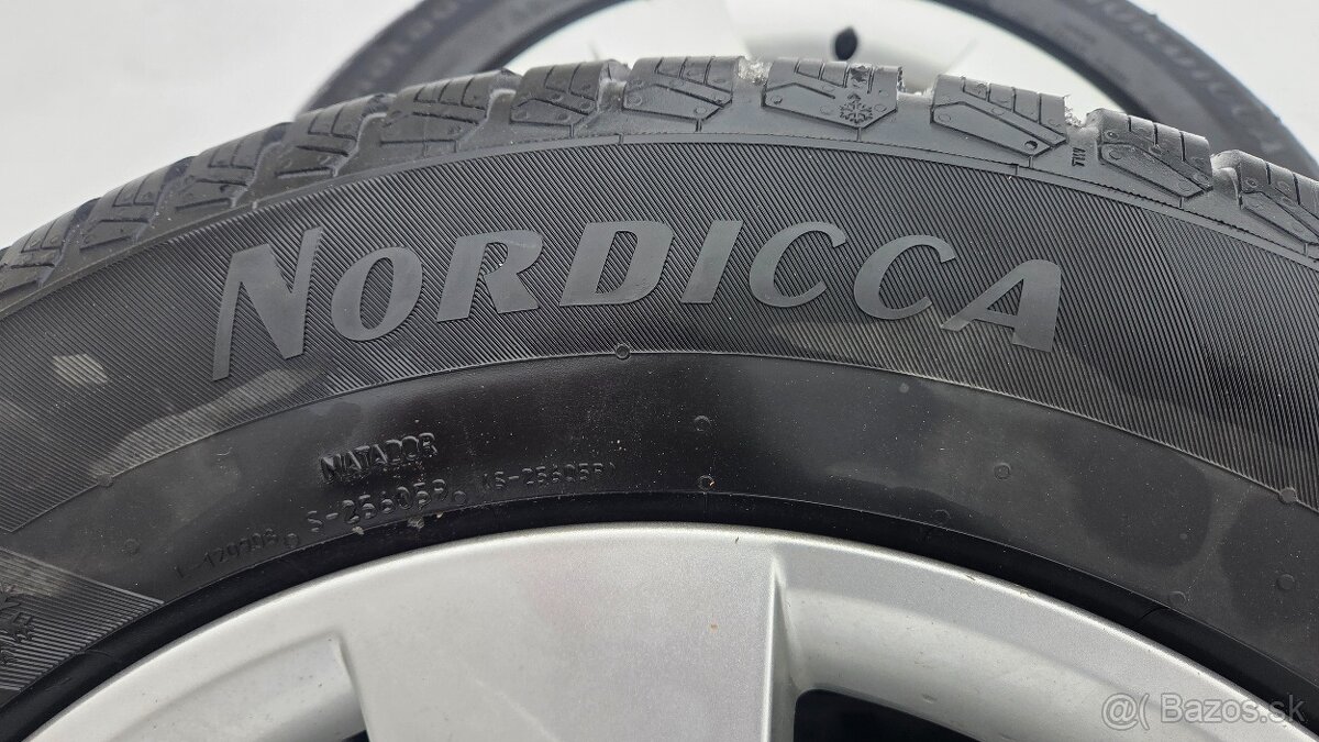 Predám zimné pneu + disky 215/65r17 99V - 3