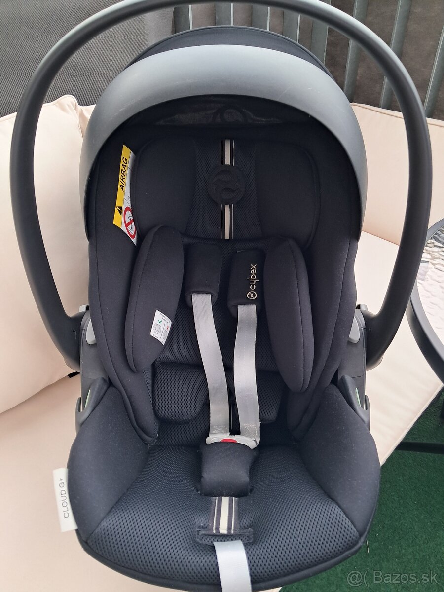 Cybex Cloud G i-size Plus Moon Black - 3