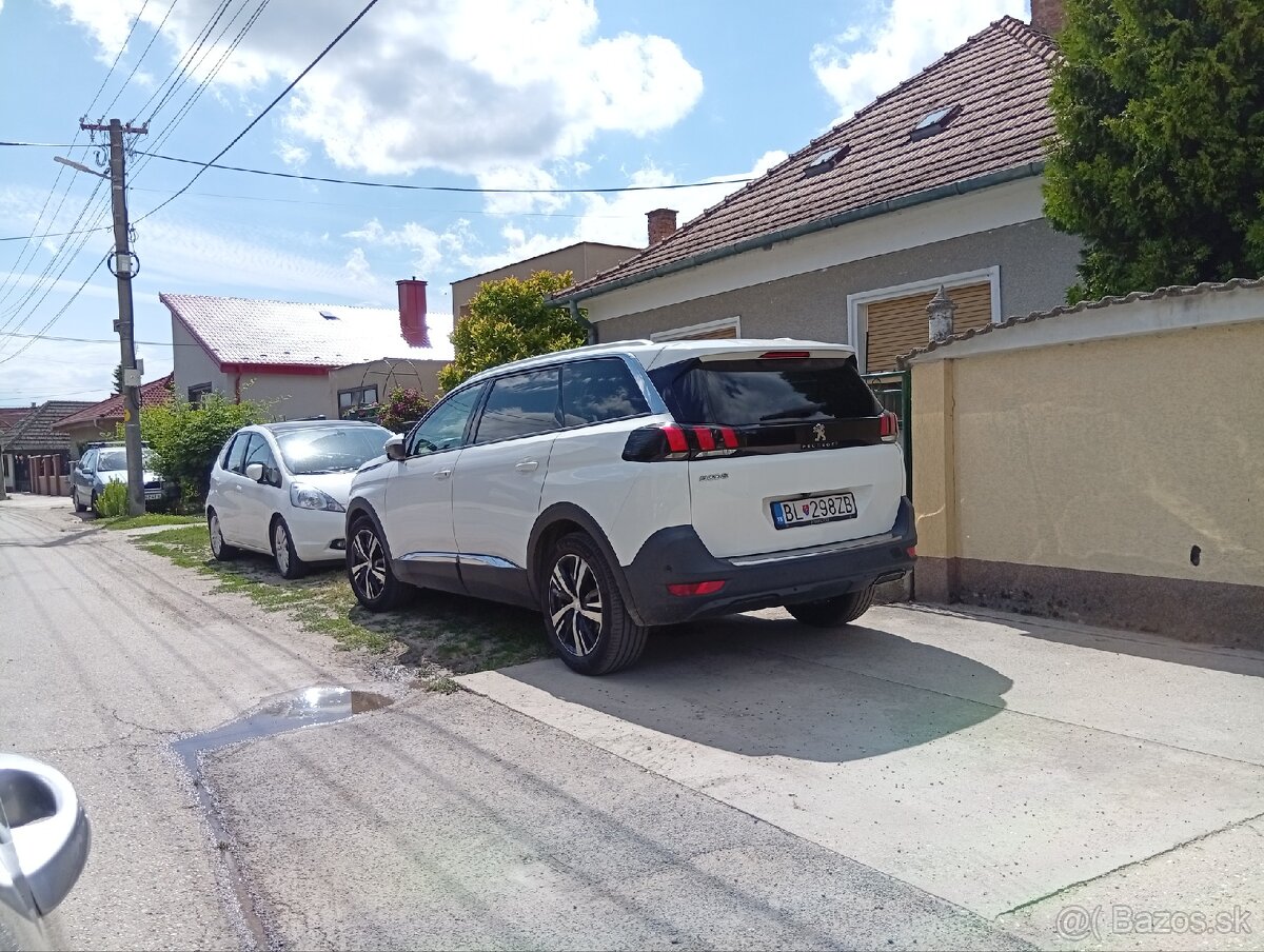 Peugeot 5008 - 3