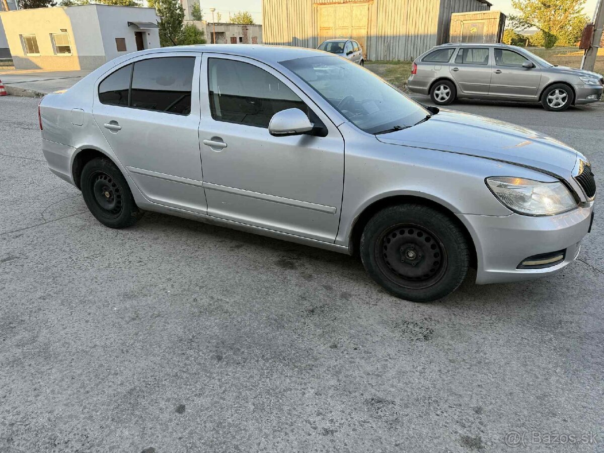 Rozpredám na diely škoda octavia 2 facelift - 3