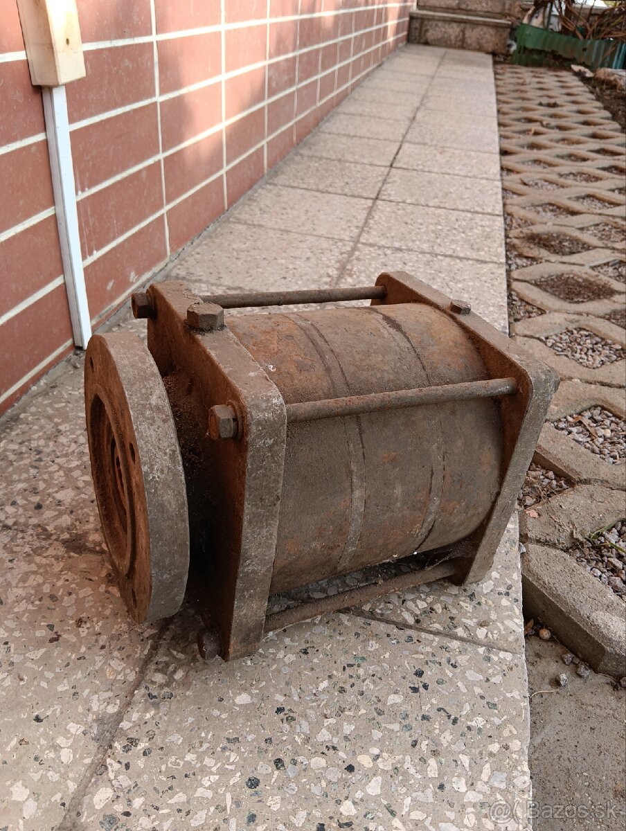 Elektromotor s prevodovkami - 3