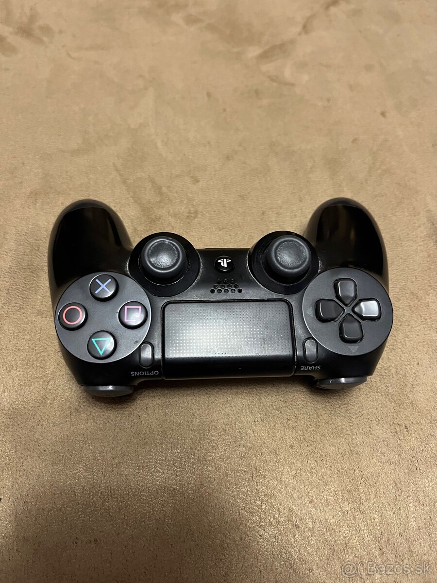 Dualshock - ovladac na Playstation 4 originál - 3