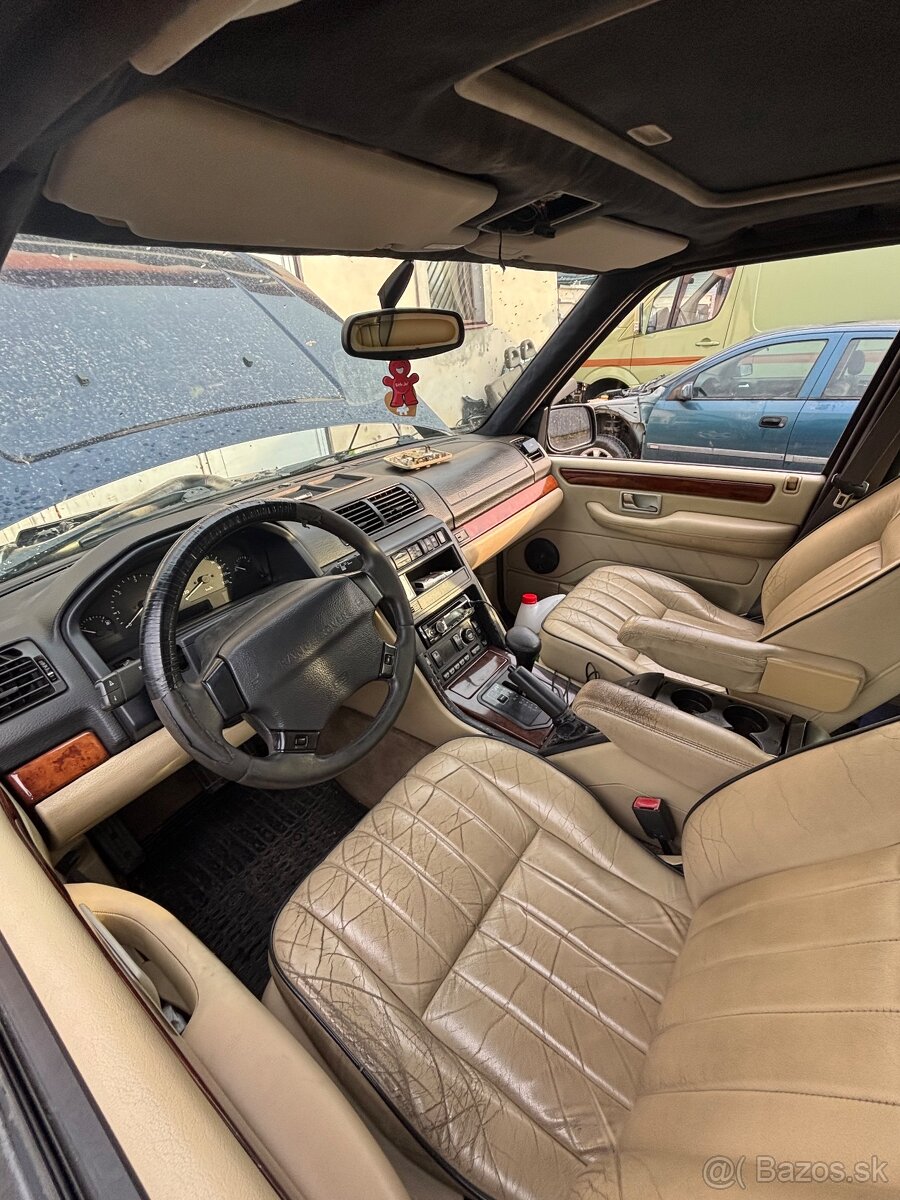 2x Range rover P38 2.5