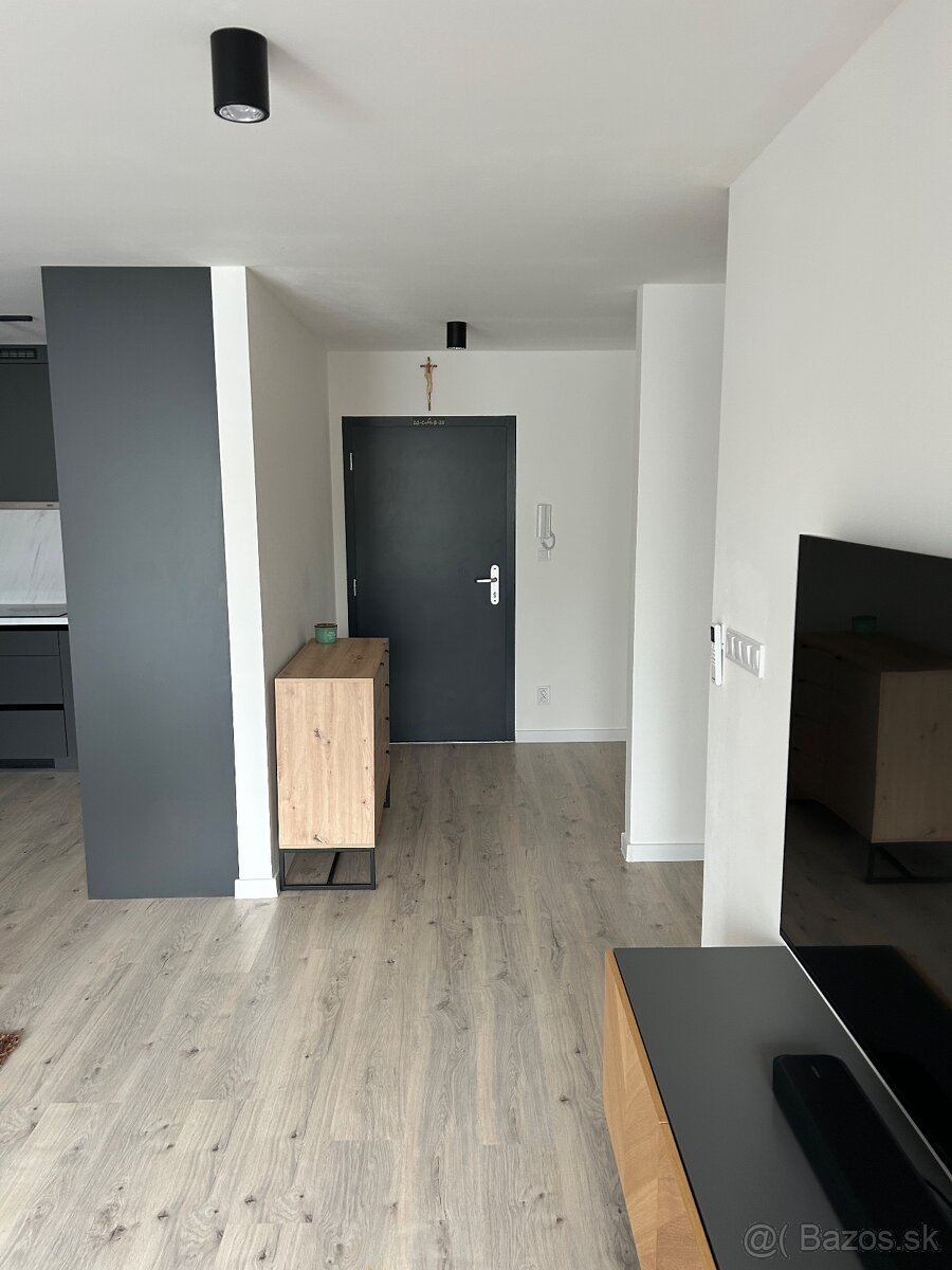 Prenájom, 2-izbový byt v Humennom - 3