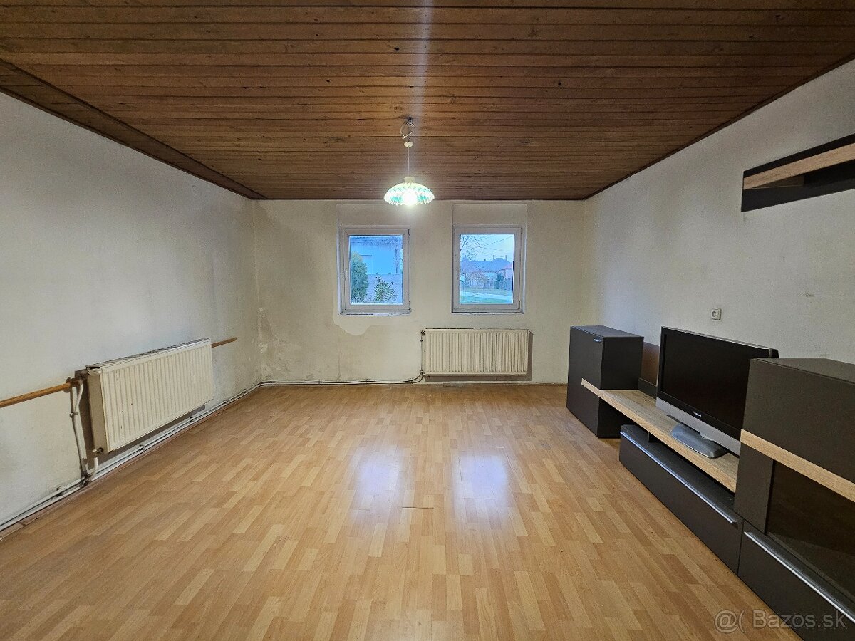 Predaj 2-izbový RD Bezenye iba 10km od hraníc - 3