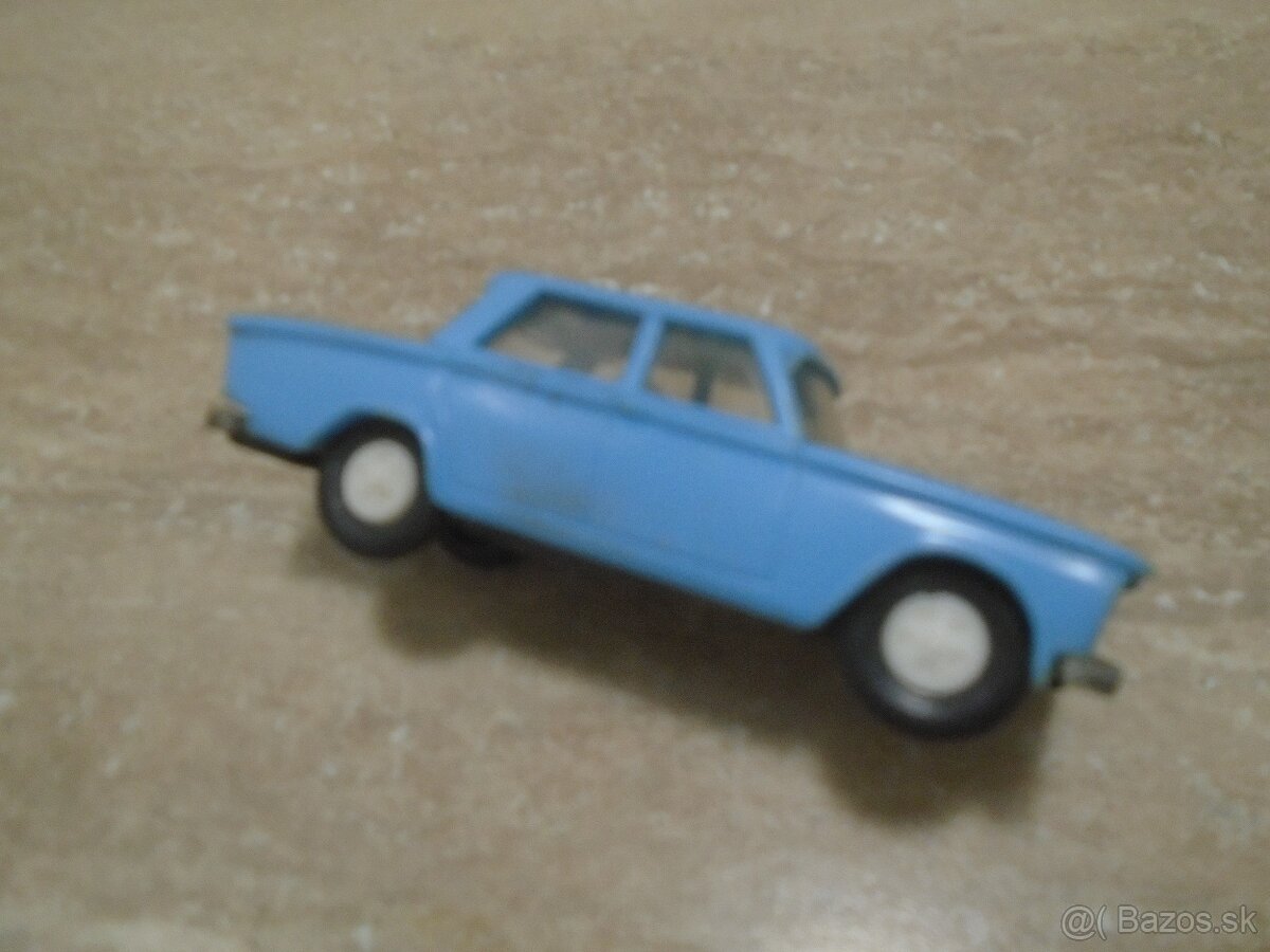 Stará hračka Fiat 1300 KDN - 3