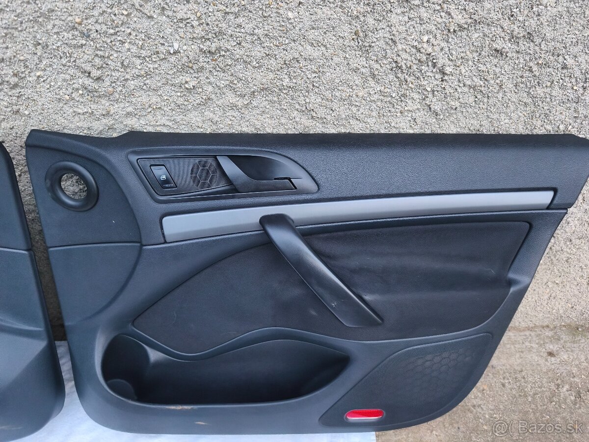 Skoda octavia 2 combi sada tapacirov dvery - 3