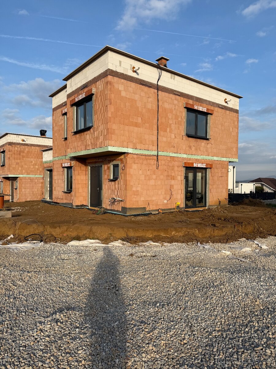 Stavebný pracovnik - 3