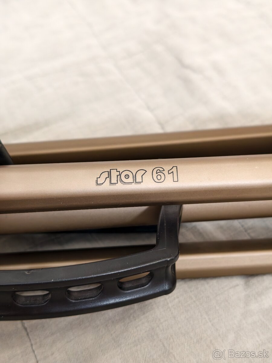 Predám Hama Star 61 statív + taška - 3