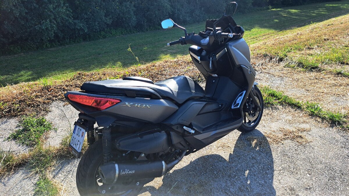 Yamaha Xmax 400 - 3
