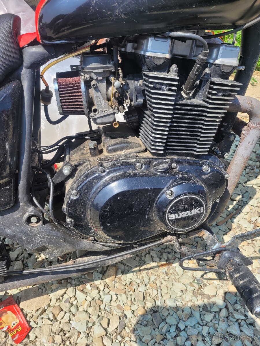 Predám suzuki 500