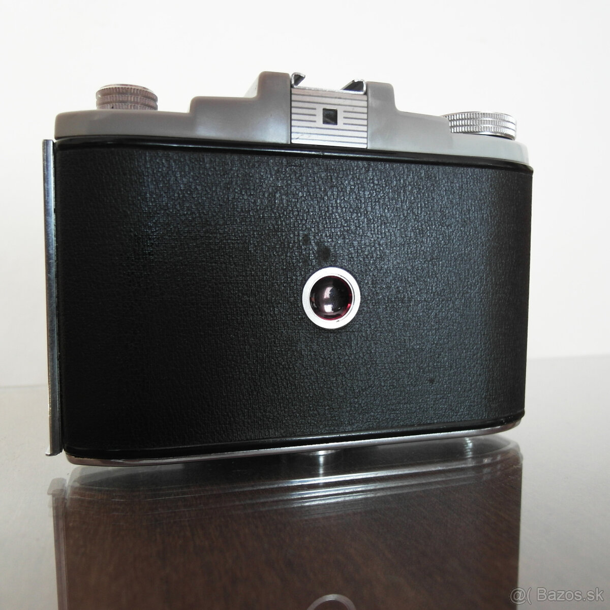 Starý fotoaparát Kodak 66 - 3