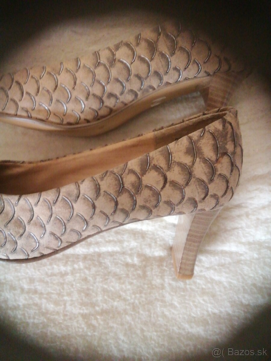 BÉŽOVÉ TALIANSKE LODIČKY - 3