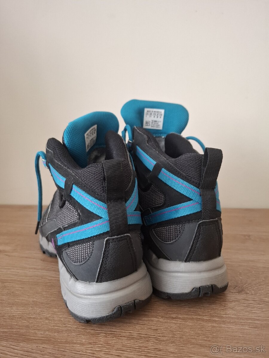 Dámske turistické topánky Adidas 40 - 3