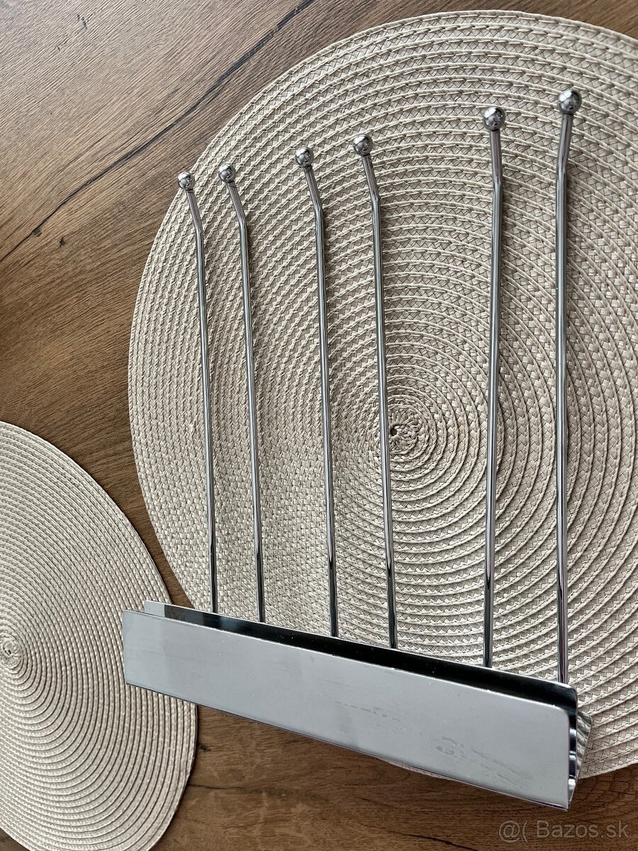 Držiak ns poháre - 3