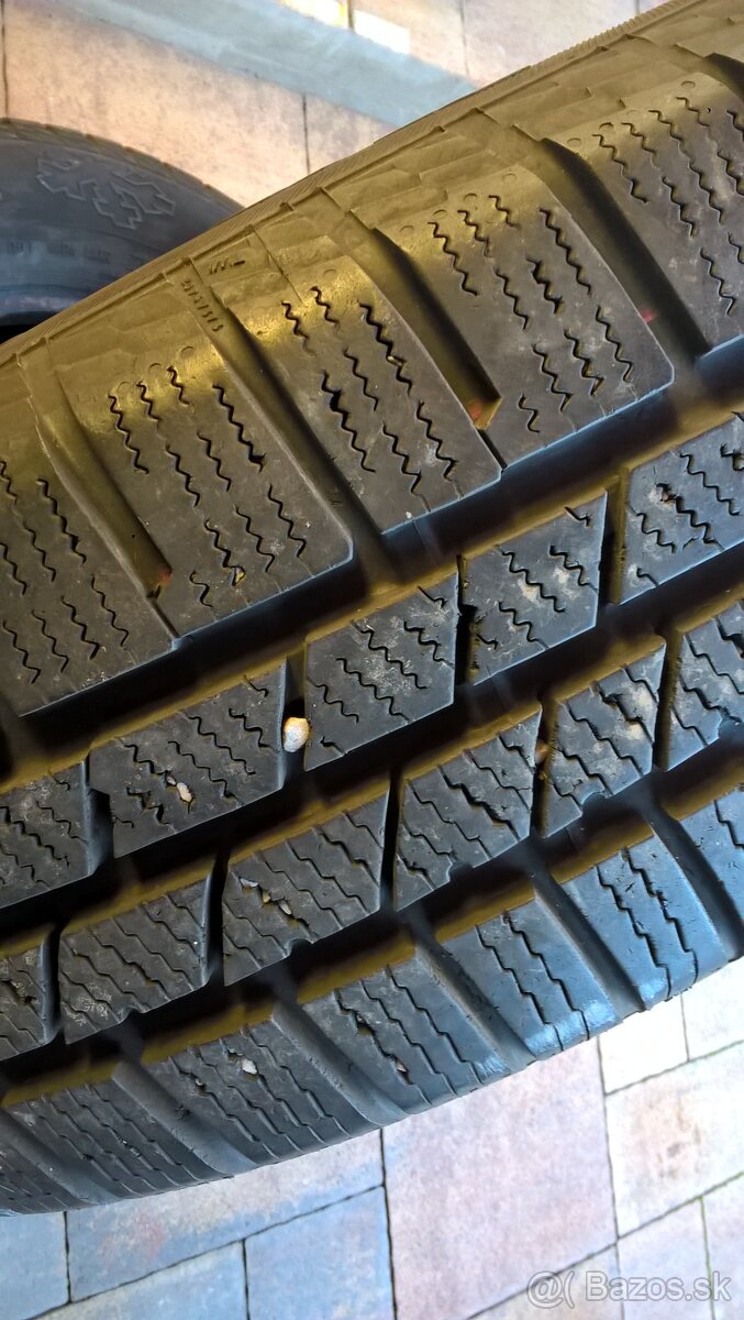 2 ks ZIMNÉ 195/70 R16 94H CONTINENTAL cca 8 mm LEN 15-€/kus - 3