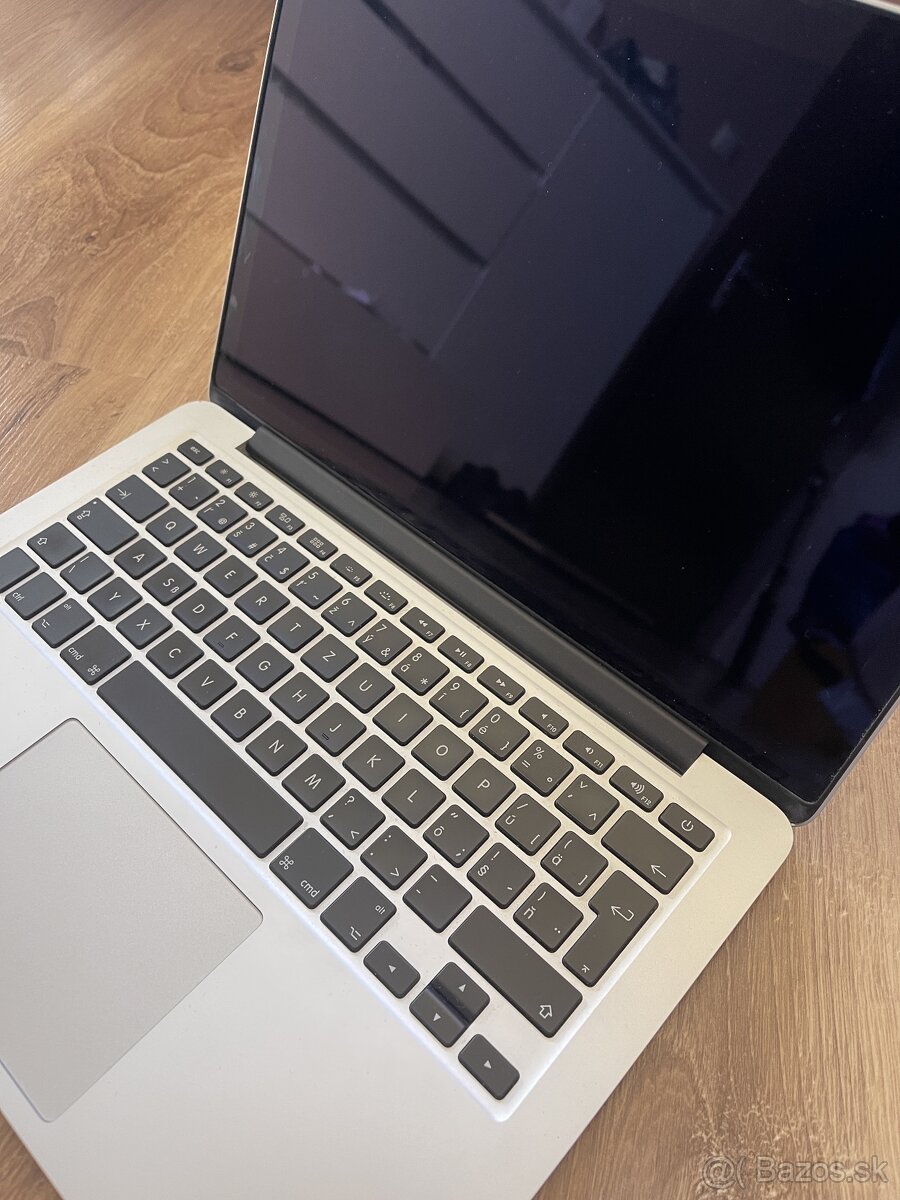 MacBook Pro 2015 128GB 13 palcový - 3