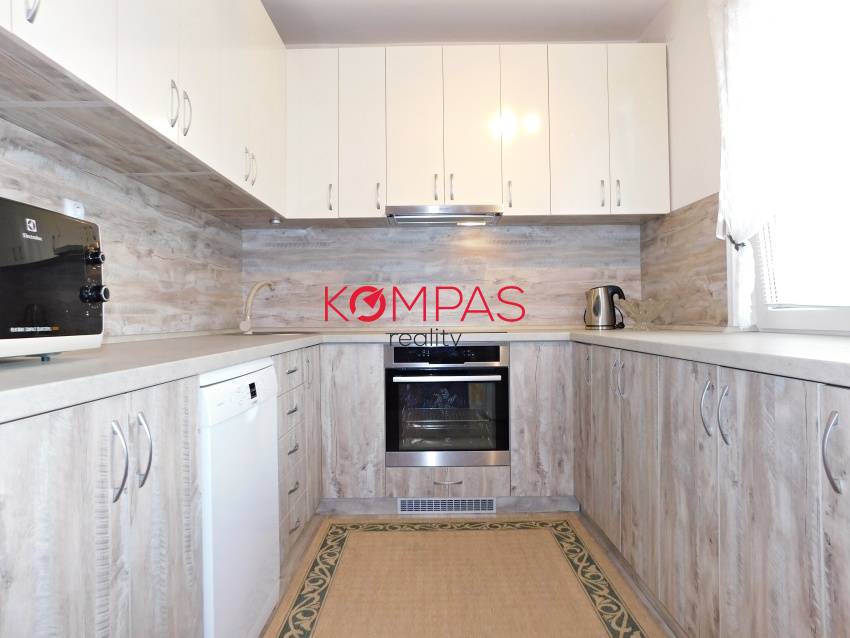 PRENÁJOM 3 IZBOVÝ BYT PO REKONŠTRUKCII, KOMPLETNE ZARIADENÝ - 3