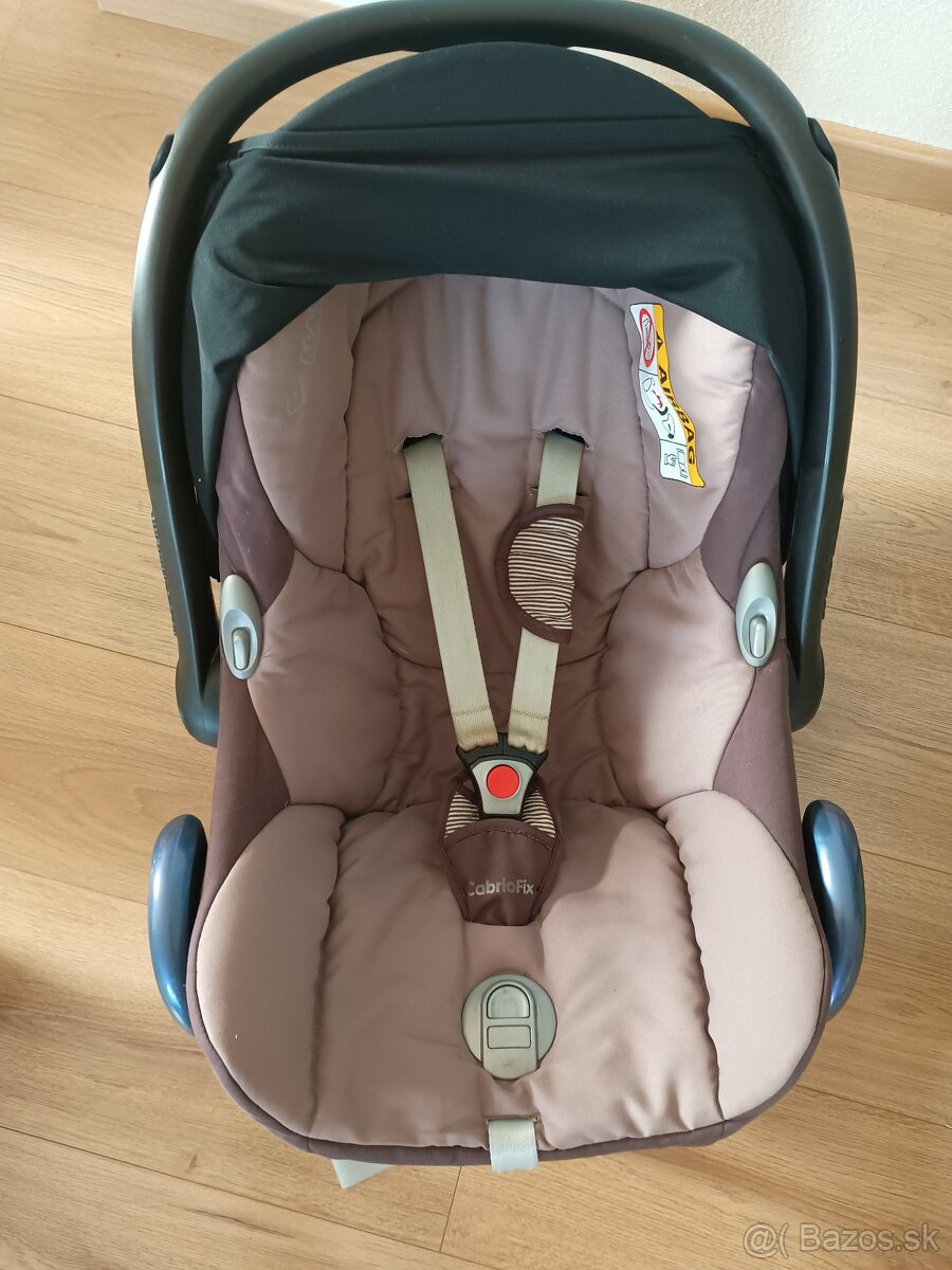 Autosedačka Maxi-Cosi cabriofix+ základňa Isofix - 3