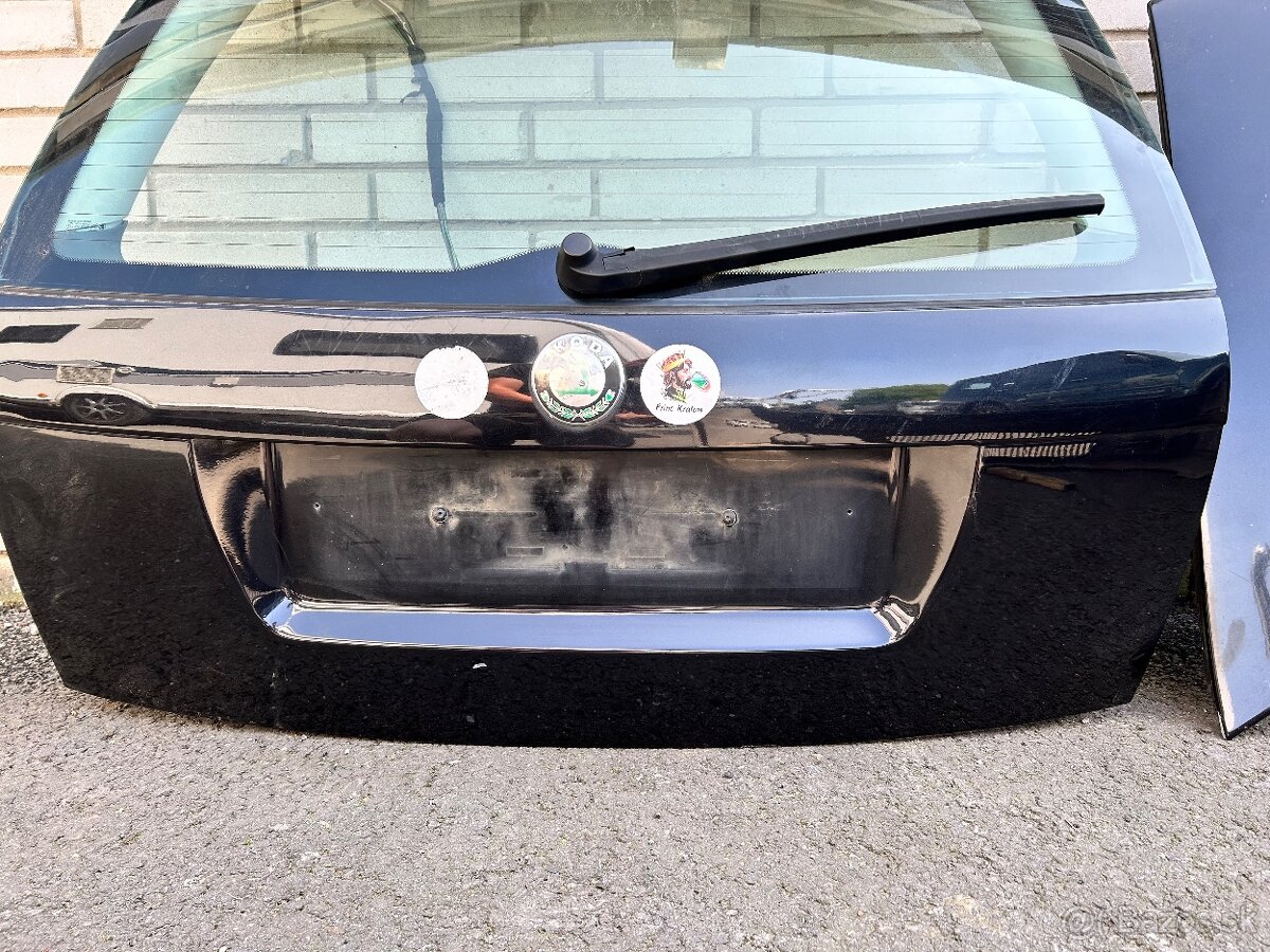 Škoda Fabia 1 Facelift 9910 černá - 3