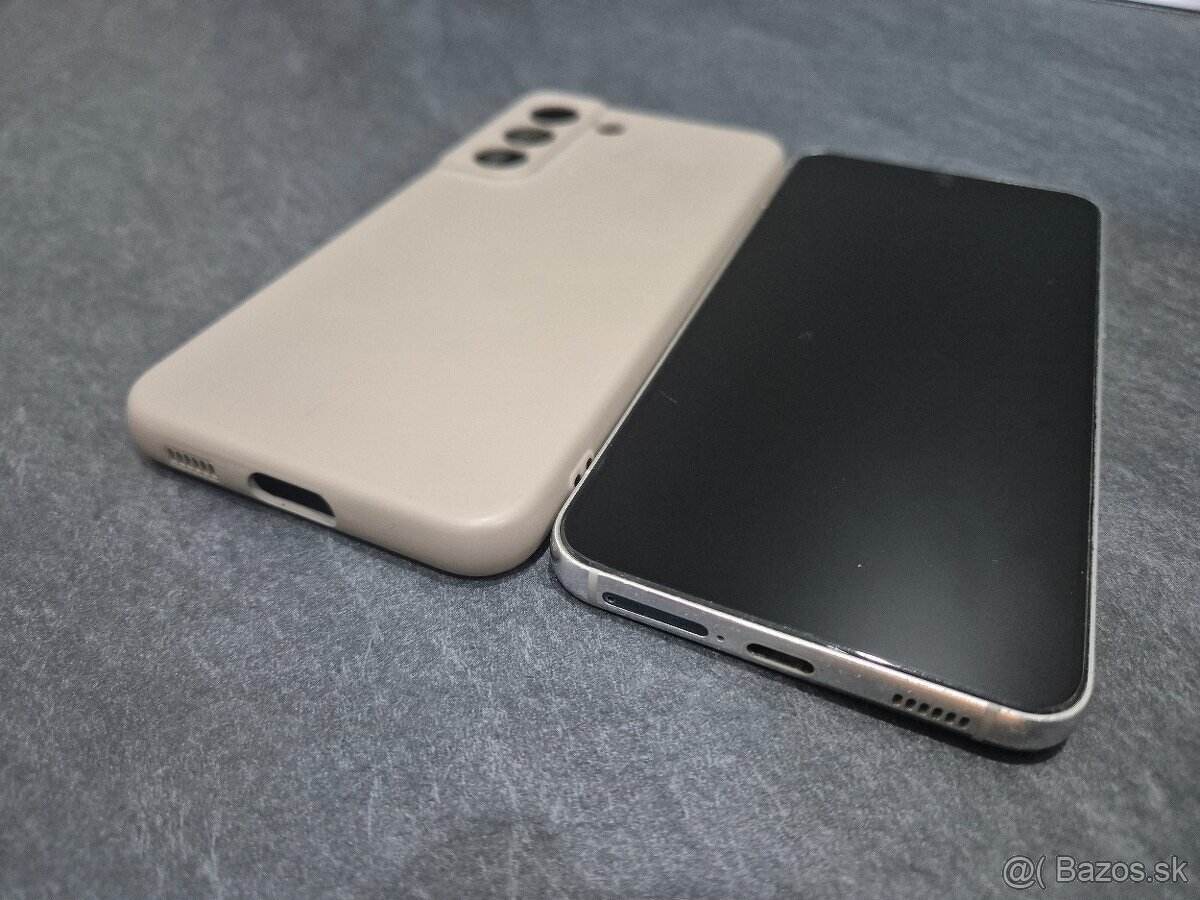 Samsung Galaxy S22 White - 256GB - 3