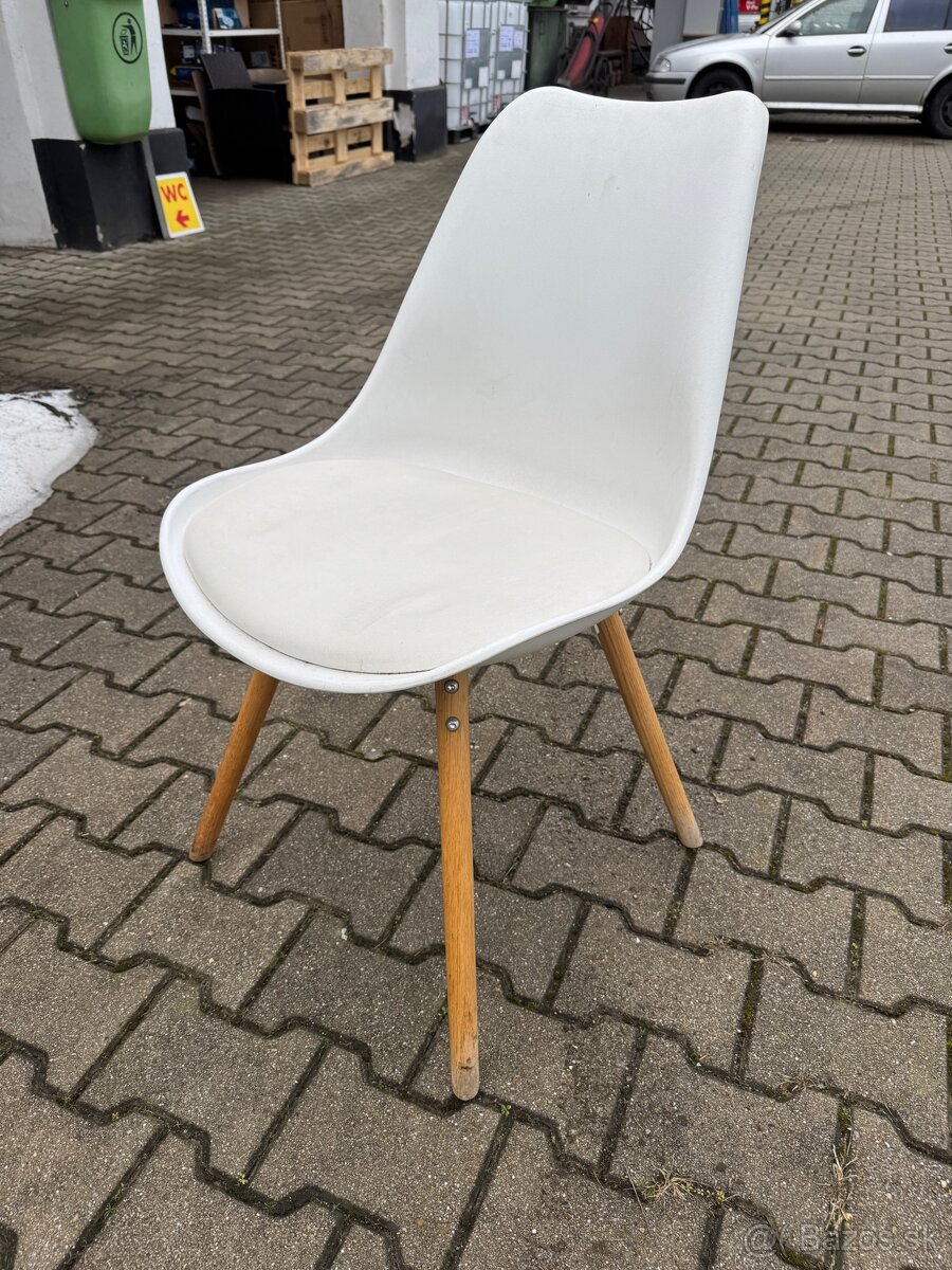 Predám stoly a stoličky lacno - 3