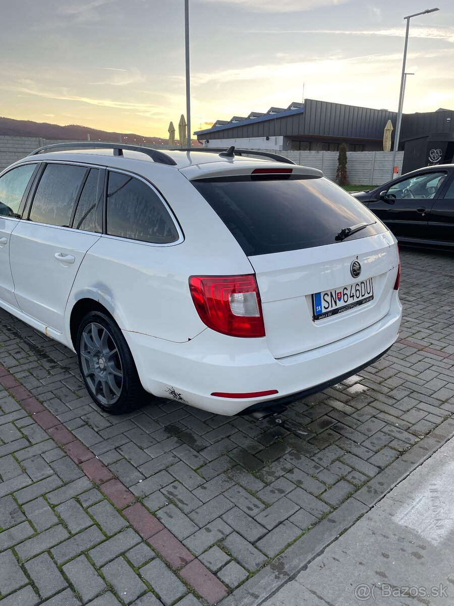 Škoda Superb 2 2.0Tdi 2011 - 3