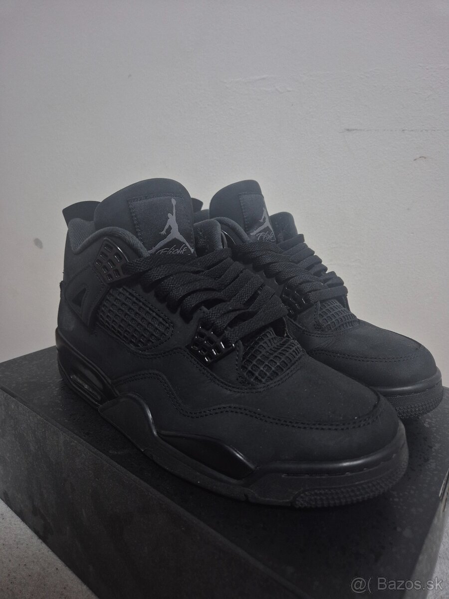Jordan 4 Black Cat 2025 - 3