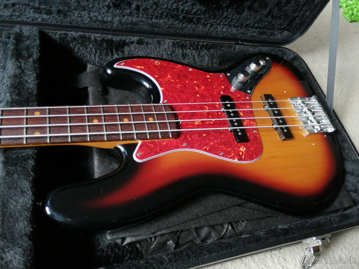 Fender '60s Jazz Bass - 3