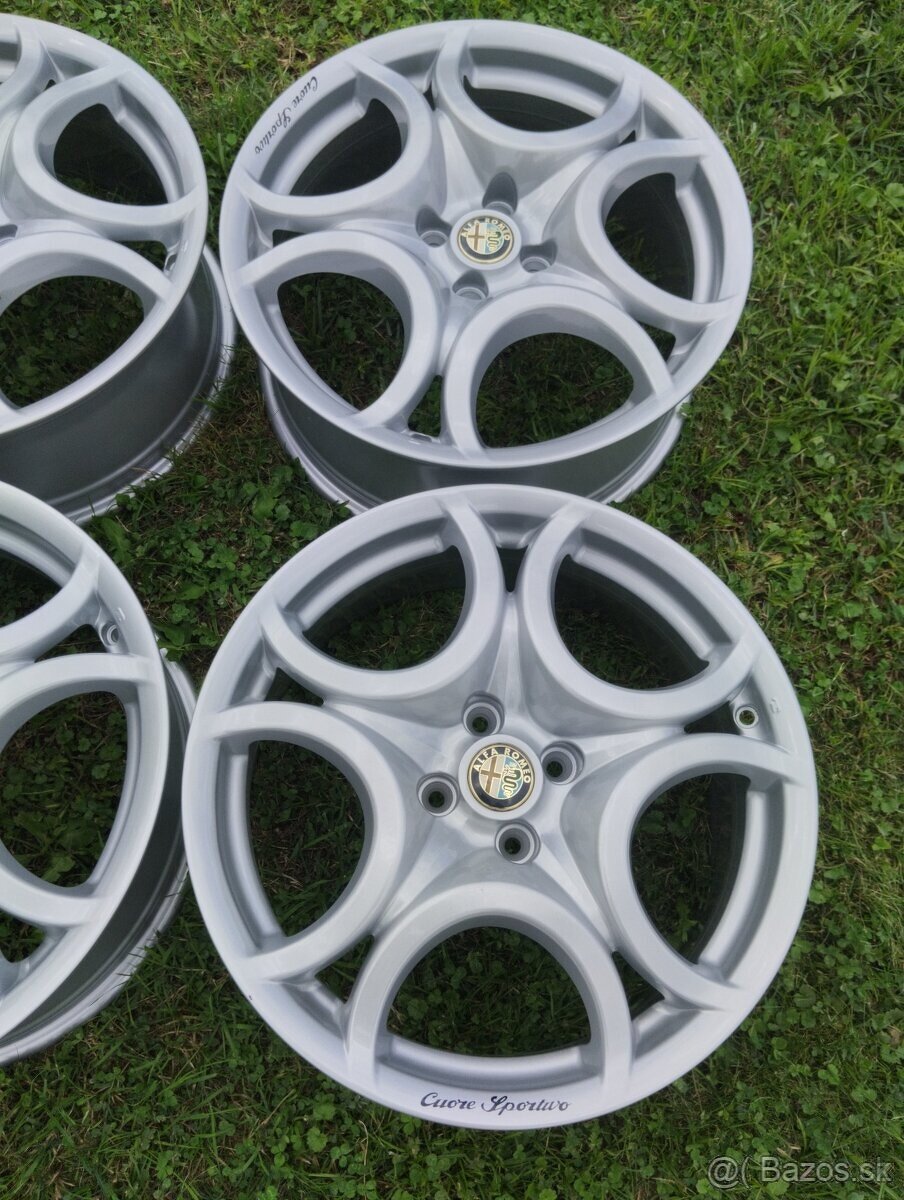 ALU KOLESÁ ALFA MITO 4X98 R17' - 3