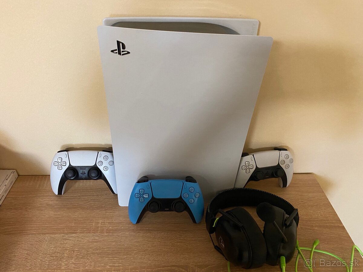 Predám PS5 s 3 ovládačmi a headsetom - 3