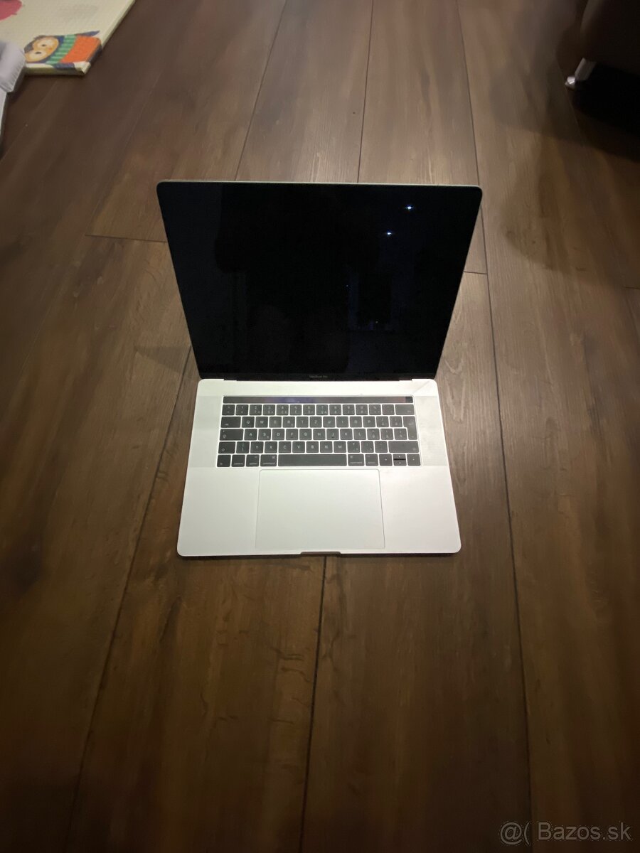 MacBook PRO touch bar A1707 - 3