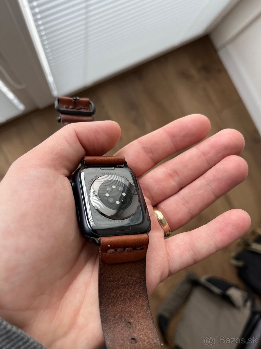 Apple watch 8 - 45mm - 3